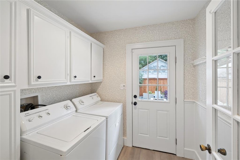 Photo 24 of 30 - 1031 W Melwood St, Houston, TX 77009