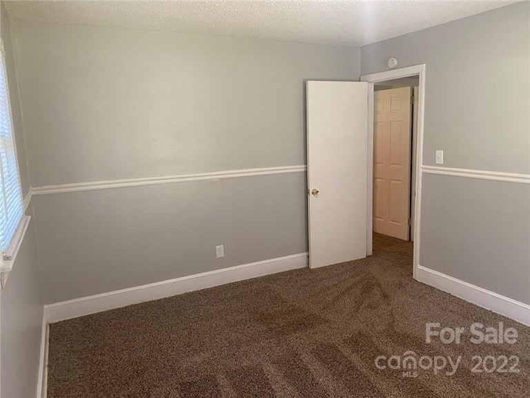Photo 16 of 23 - 933 Clanton Rd, Charlotte, NC 28217