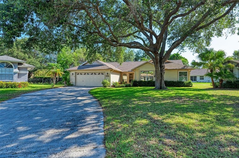 Photo 2 of 44 - 3174 57th Avenue Cir E, Bradenton, FL 34203