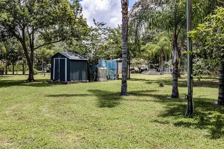 Photo 52 of 63 - 1208 5th St, Wimauma, FL 33598