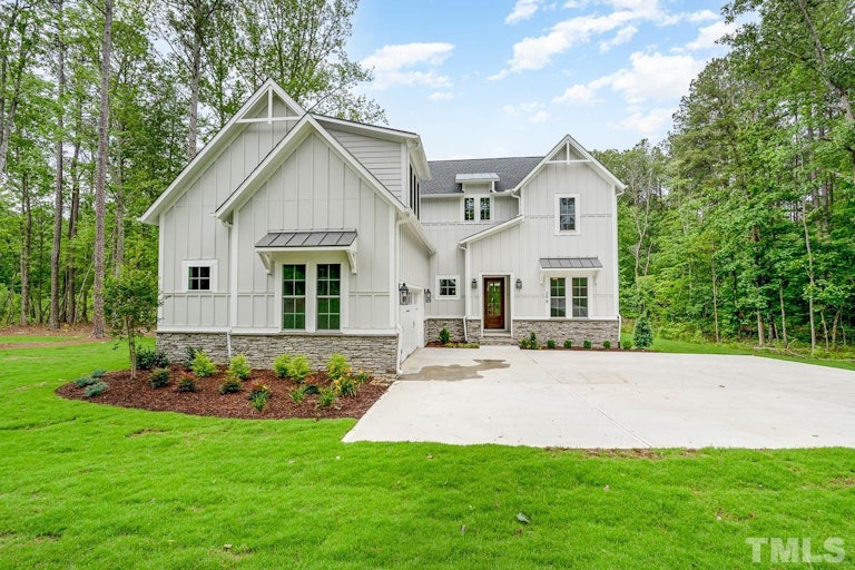 Photo 29 of 33 - 298 Bonterra Way, Chapel Hill, NC 27516