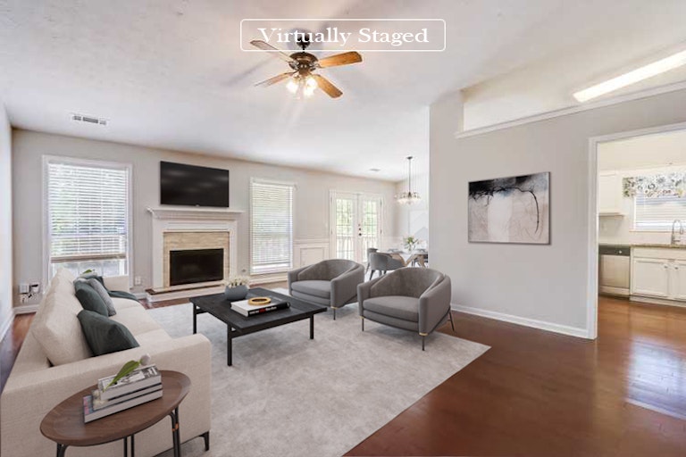 Photo 3 of 23 - 690 Paris Dr, Lawrenceville, GA 30043
