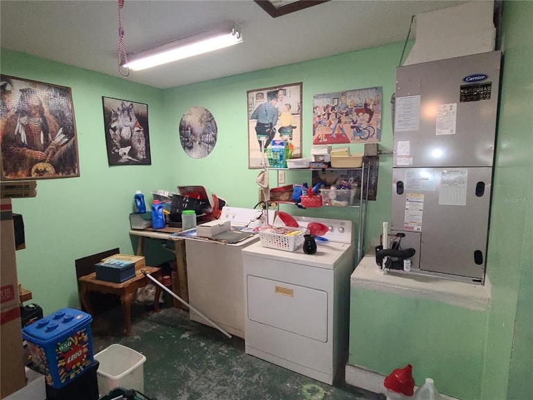Photo 6 of 15 - 208 Alta Vista St, Debary, FL 32713