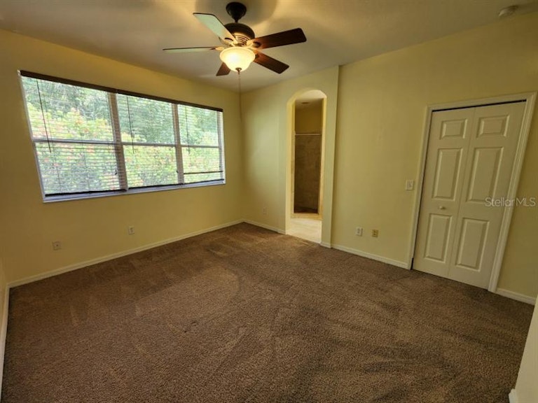 Photo 15 of 71 - 8105 Stone Leaf Ln, Tampa, FL 33647