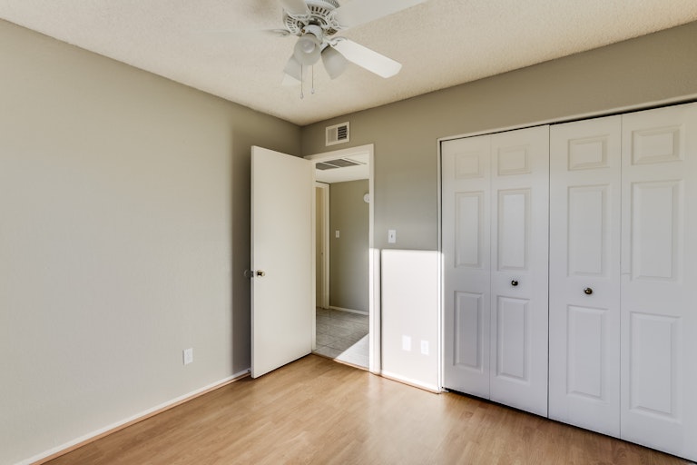 Photo 22 of 28 - 909 W Danbury Rd, Phoenix, AZ 85023