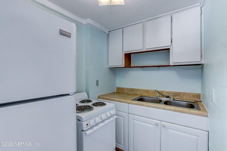 Photo 33 of 51 - 1126 N Fletcher Ave Unit AB, Fernandina Beach, FL 32034