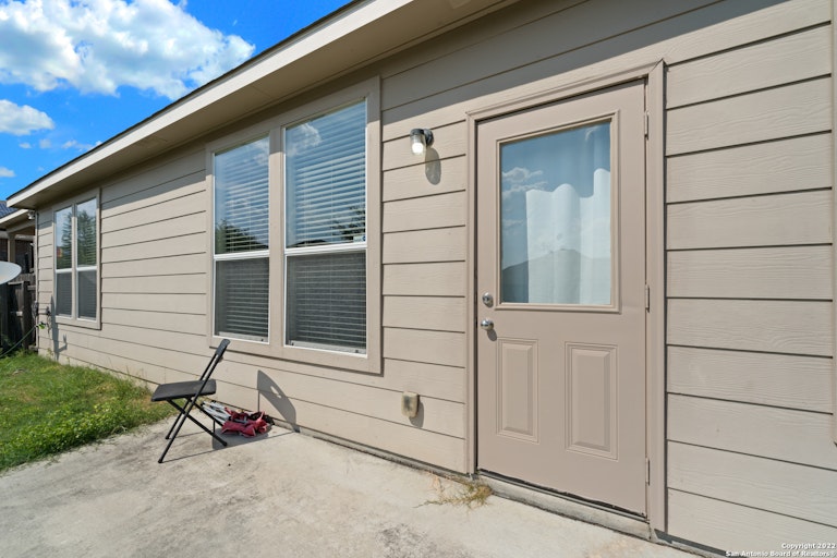 Photo 11 of 18 - 15927 Silver Rose, Schertz, TX 78154