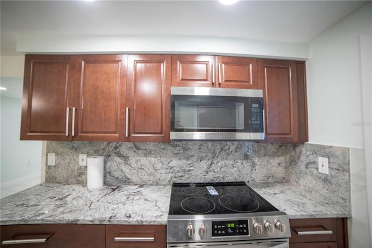 Photo 29 of 72 - 5121 Dove Dr, New Port Richey, FL 34652