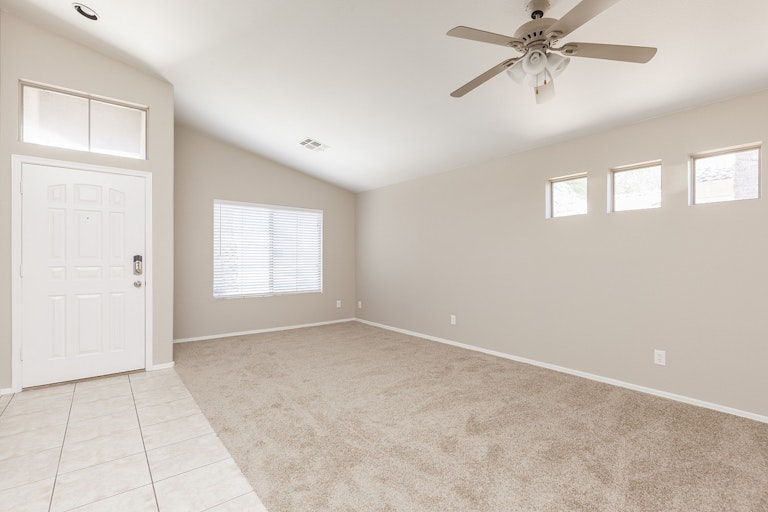 Photo 7 of 25 - 1734 E Amber Ln, Gilbert, AZ 85296
