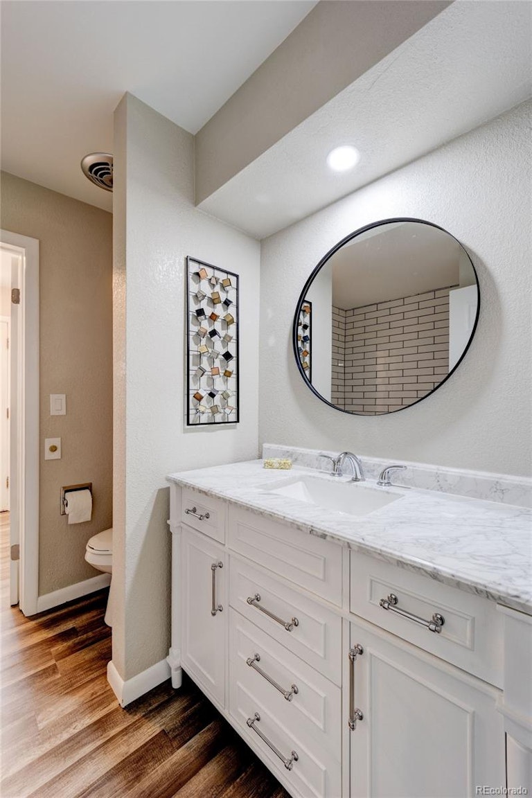 Photo 14 of 34 - 7675 W 25th Ave, Lakewood, CO 80214