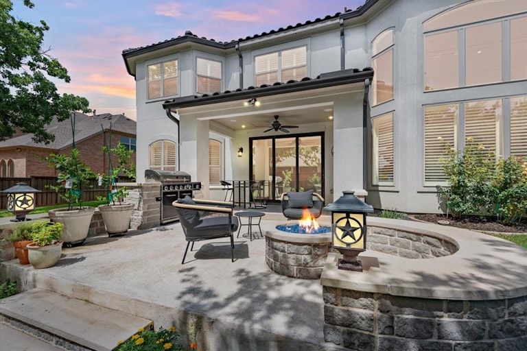 Photo 2 of 39 - 6809 Schubert, Colleyville, TX 76034