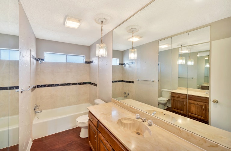 Photo 29 of 30 - 3704 Ivywild Ct, Arlington, TX 76016