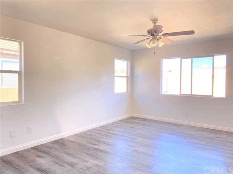 Photo 8 of 12 - 3645 Alhambra Ln, Perris, CA 92571