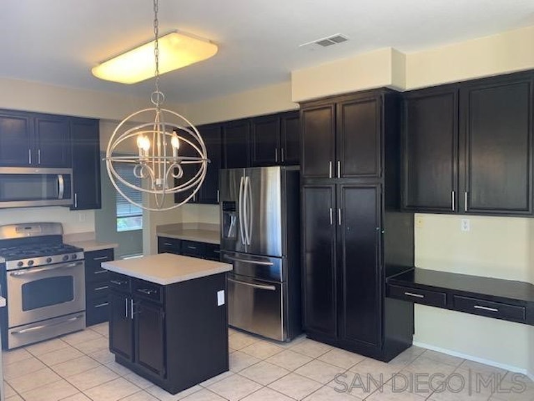 Photo 9 of 31 - 26530 Khepera Ct, Murrieta, CA 92563