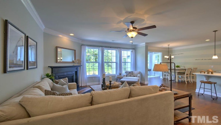 Photo 19 of 68 - 432 Bluffberry Way, Hillsborough, NC 27278