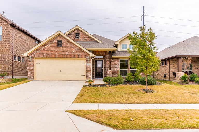 Photo 28 of 28 - 13801 Bluebell Dr, Little Elm, TX 75068
