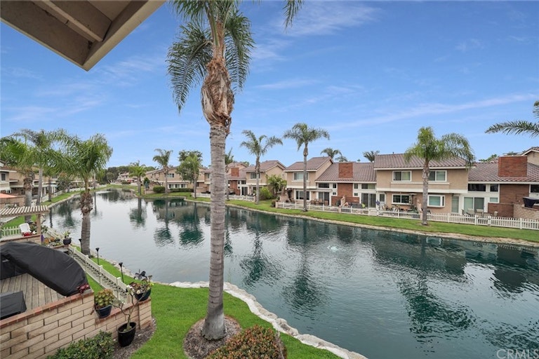 Photo 26 of 38 - 7876 Moonmist Cir, Huntington Beach, CA 92648
