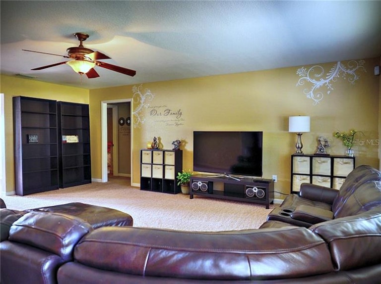 Photo 16 of 21 - 17044 Lake Ingram Rd, Winter Garden, FL 34787
