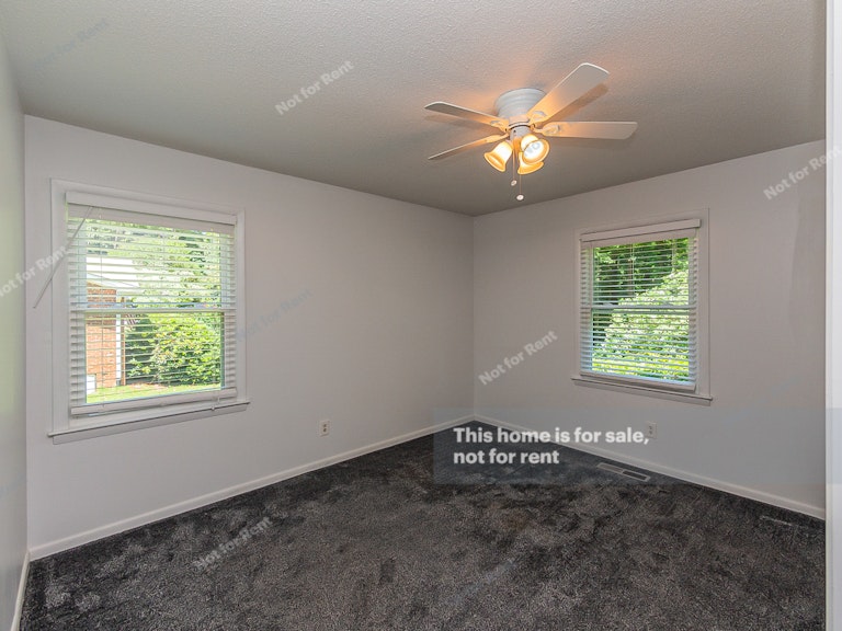 Photo 16 of 22 - 5304 Olive Rd, Raleigh, NC 27606
