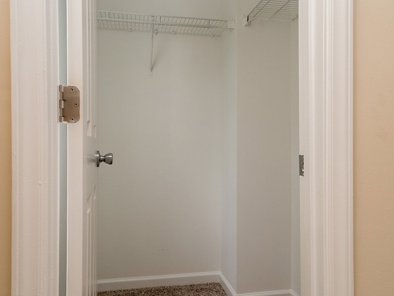 Photo 19 of 23 - 2601 Blue Iris Ln, Durham, NC 27703