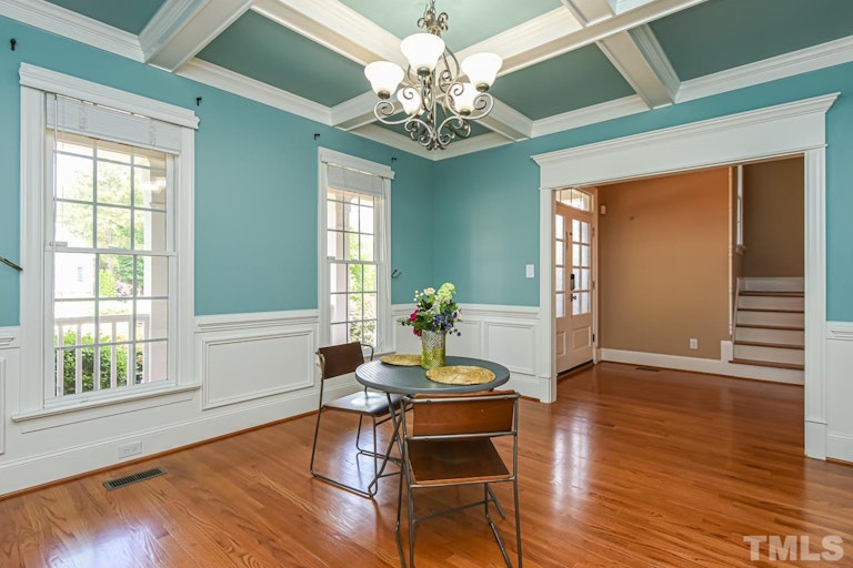 Photo 5 of 34 - 3912 Heritage View Trl, Wake Forest, NC 27587