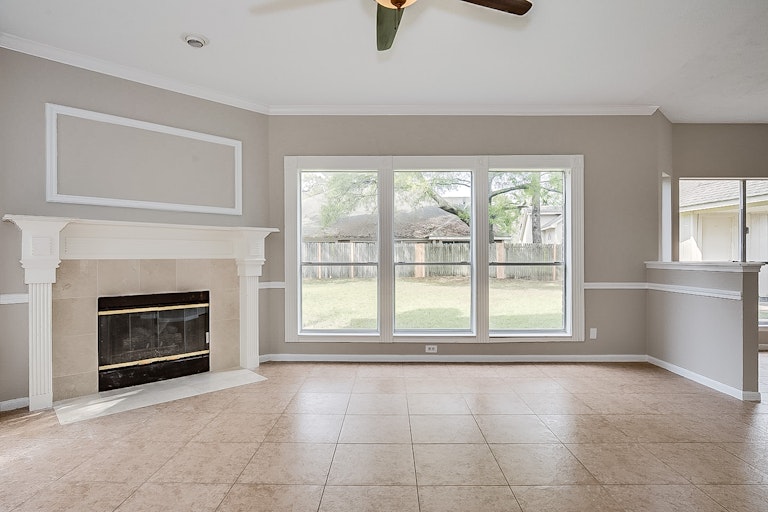 Photo 3 of 20 - 15122 Chetland Place Dr, Houston, TX 77095