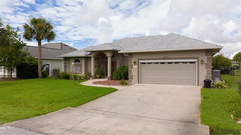 Photo 5 of 57 - 29 Clermont Ct, Palm Coast, FL 32137