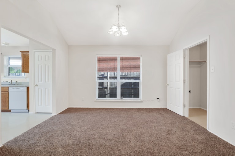 Photo 15 of 26 - 2404 Rushing Springs Dr, Fort Worth, TX 76118