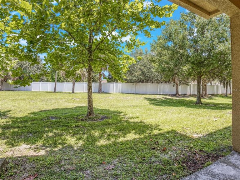 Photo 30 of 30 - 8818 Red Beechwood Ct, Riverview, FL 33578