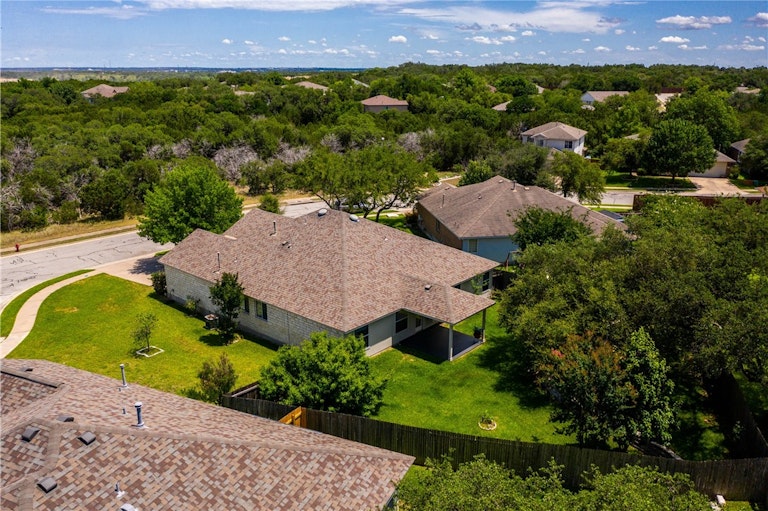 Photo 6 of 33 - 3216 Winding River Trl, Round Rock, TX 78681