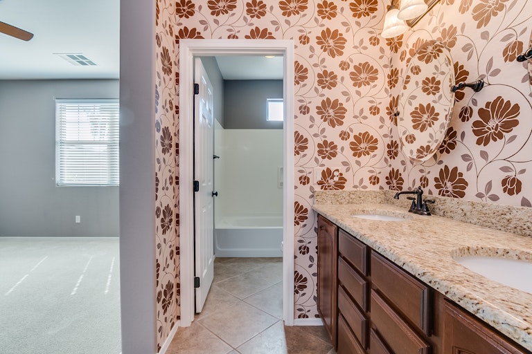 Photo 19 of 28 - 15133 W Aster Dr, Surprise, AZ 85379