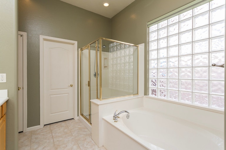 Photo 14 of 22 - 25463 N 73rd Ave, Peoria, AZ 85383