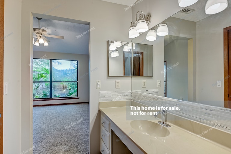 Photo 29 of 35 - 9943 Fawn Ridge Dr, Jacksonville, FL 32256