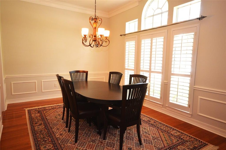 Photo 7 of 44 - 5003 Kingsland Ct, Sugar Land, TX 77479
