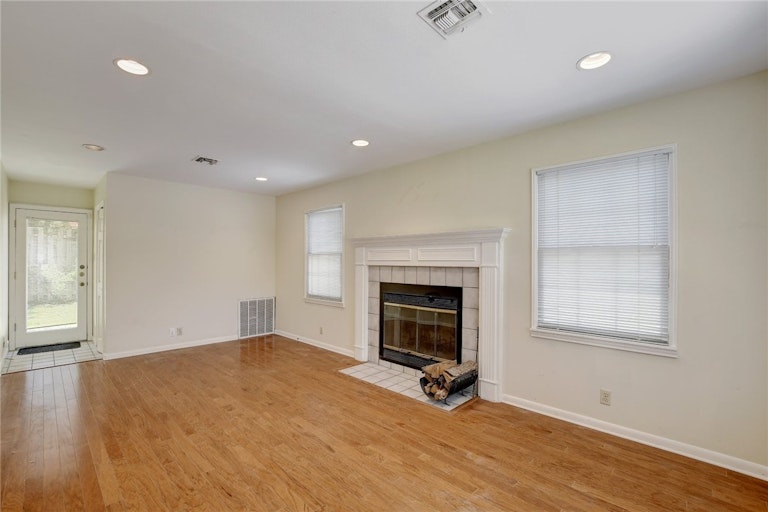 Photo 14 of 26 - 3007 Oakmont Blvd, Austin, TX 78703