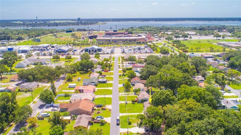 Photo 29 of 31 - 223 Normandy St, Lakeland, FL 33805