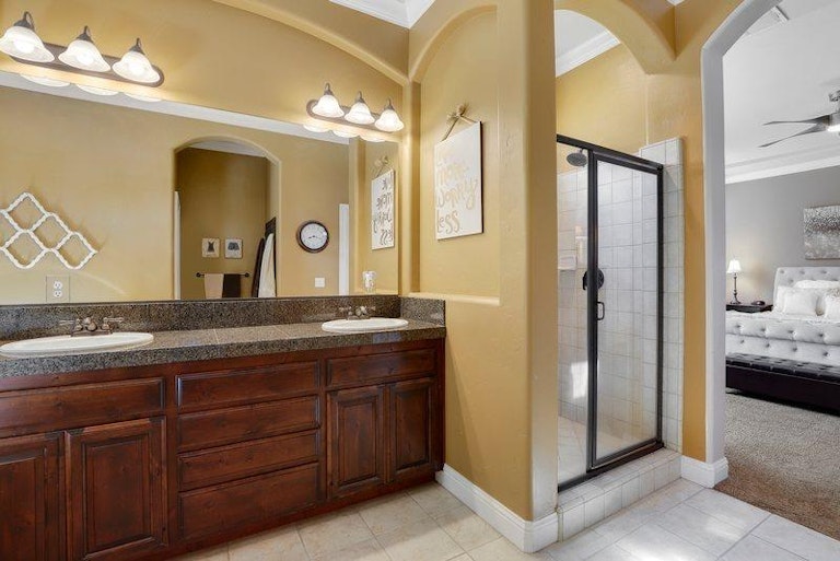 Photo 22 of 58 - 600 Barcelona Ct, Roseville, CA 95747