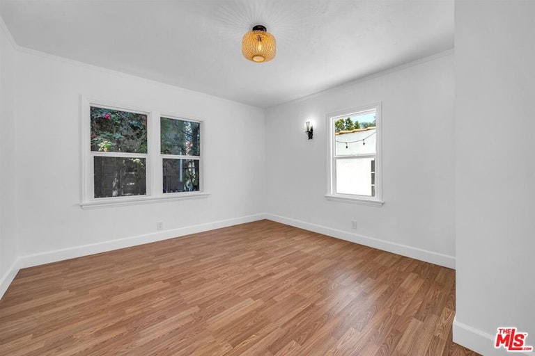 Photo 35 of 54 - 1668 S Stanley Ave, Los Angeles, CA 90019