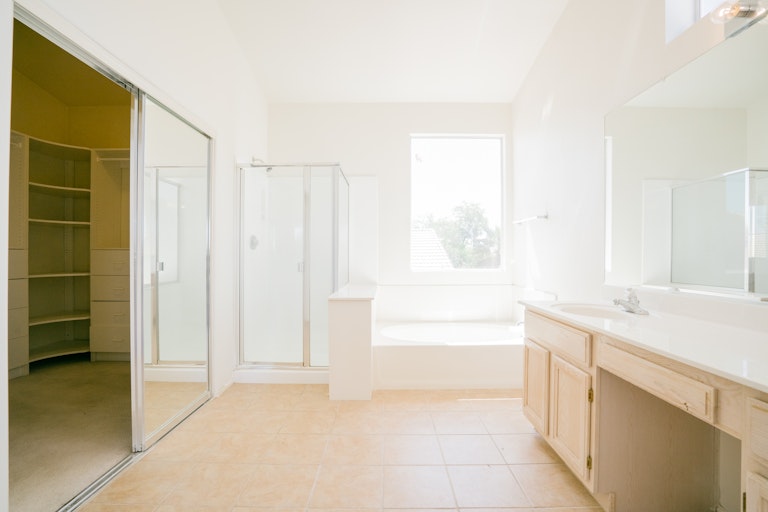 Photo 5 of 26 - 11218 W Amelia Ave, Avondale, AZ 85392