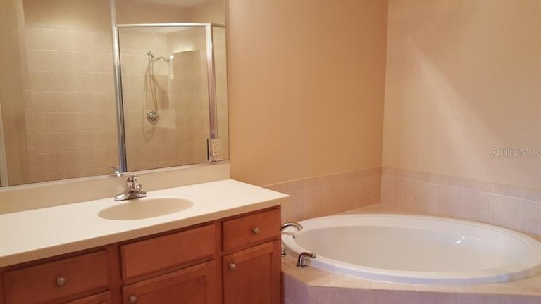 Photo 20 of 25 - 8434 Miramar Way #8434, Lakewood Ranch, FL 34202