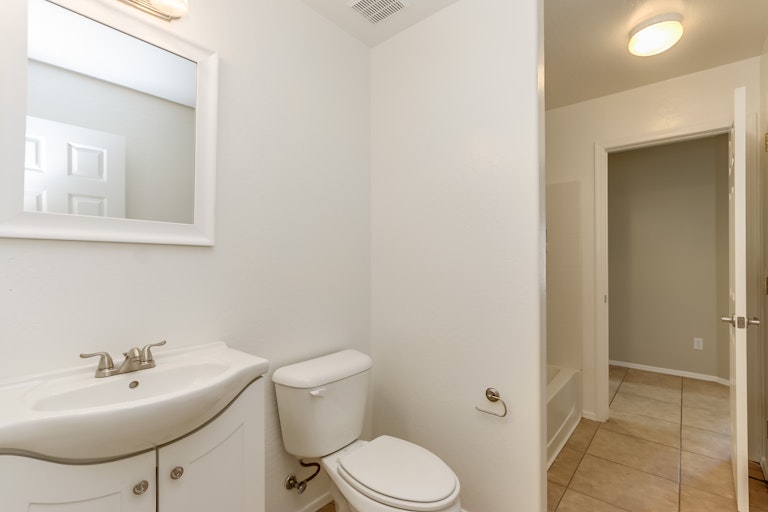 Photo 31 of 35 - 27427 N 63rd Dr, Phoenix, AZ 85083