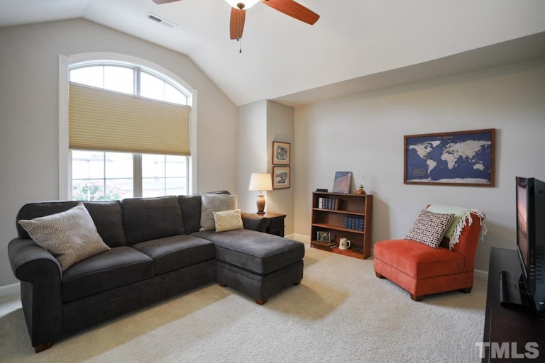 Photo 27 of 41 - 309 Sunstone Dr, Cary, NC 27519