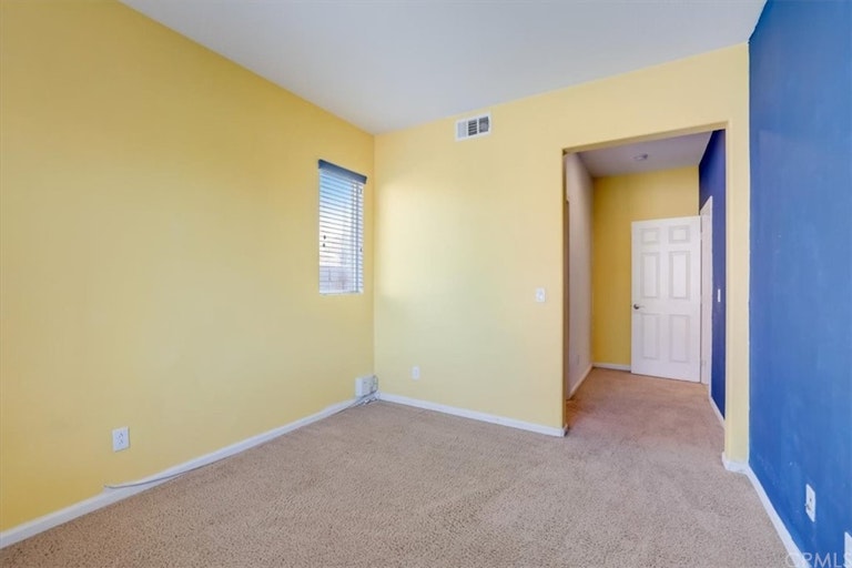 Photo 25 of 61 - 31916 Corte San Pablo, Winchester, CA 92596