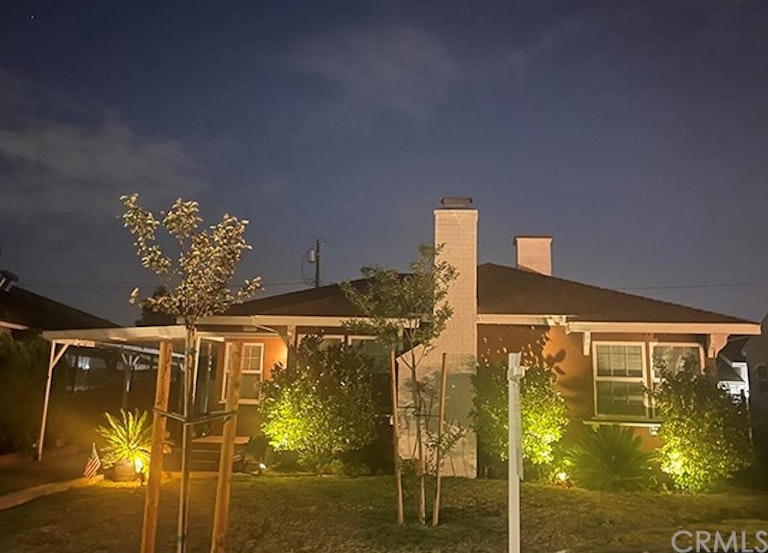 Photo 1 of 30 - 1837 N Catalina St, Burbank, CA 91505