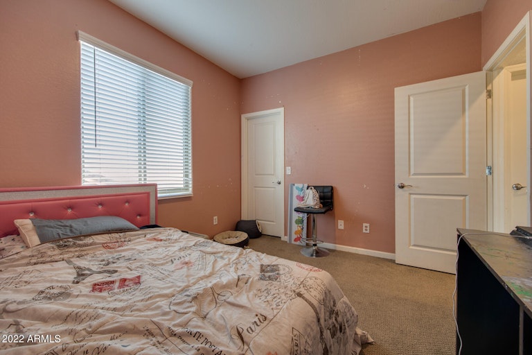 Photo 32 of 40 - 3410 W T Ryan Ln, Phoenix, AZ 85041