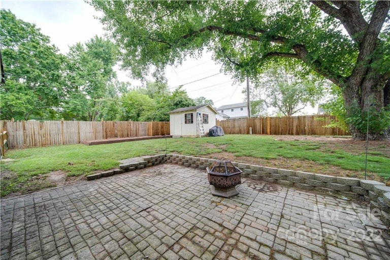 Photo 38 of 47 - 5802 Hillcrest Cir, Indian Trail, NC 28079