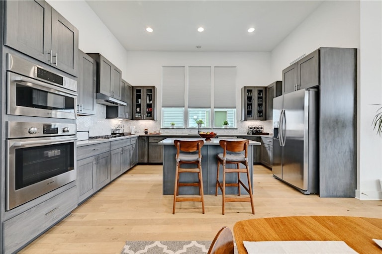 Photo 9 of 22 - 7321 Cordoba Dr, Austin, TX 78724