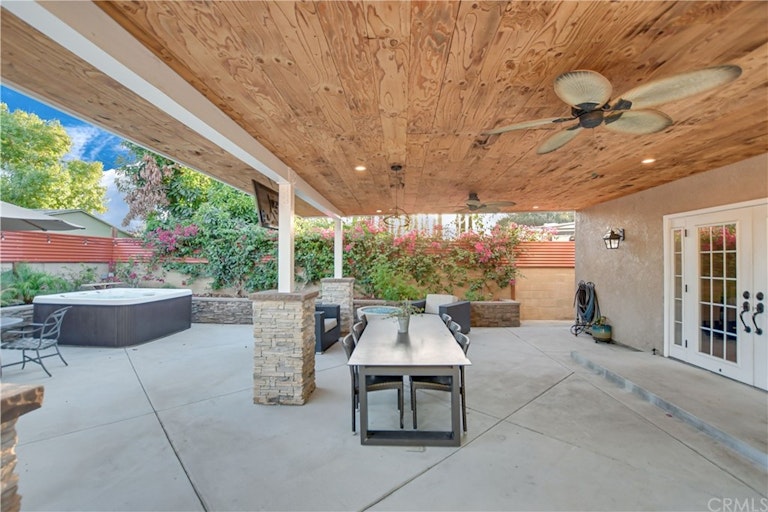 Photo 40 of 50 - 1986 Peyton Rd, La Verne, CA 91750