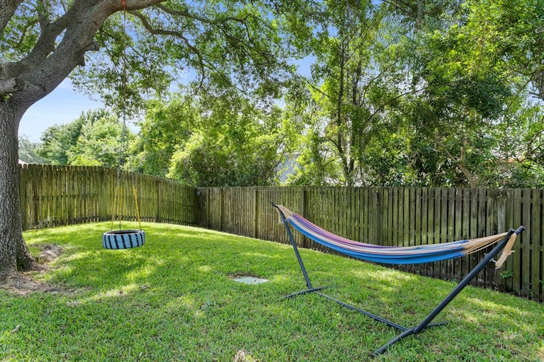 Photo 52 of 68 - 19139 Cherry Rose Cir, Lutz, FL 33558