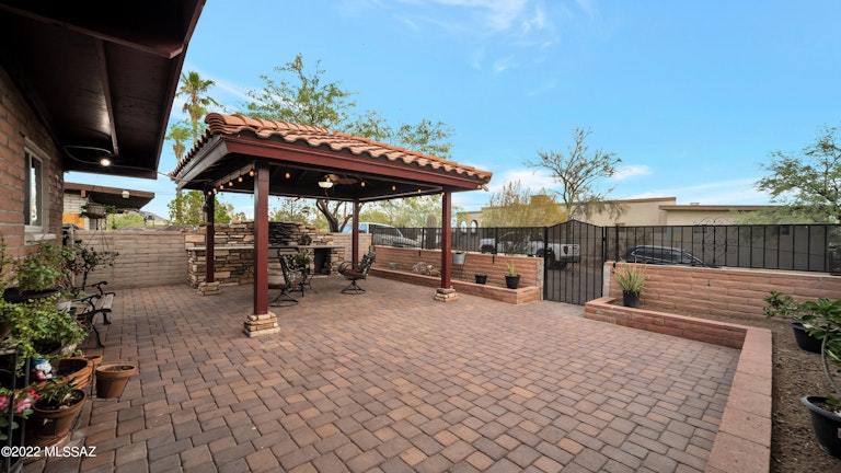 Photo 24 of 36 - 3918 S Cook St, Tucson, AZ 85746